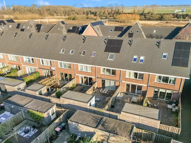 Kruiskamplaan 120, UITGEEST