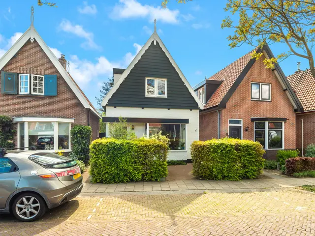 Bayershoffweg 6, HEILOO