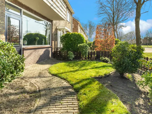 Anna van Saksenstraat 2, CASTRICUM