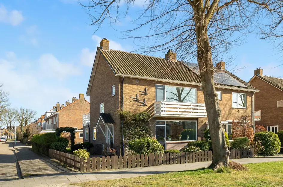 Anna van Saksenstraat 2