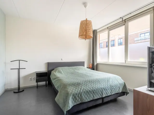 Raadhuisstraat 77, HEEMSKERK