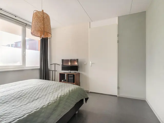 Raadhuisstraat 77, HEEMSKERK