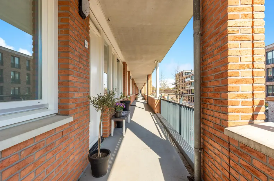 Raadhuisstraat 77