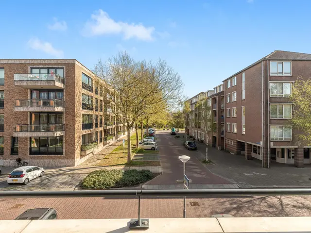 Raadhuisstraat 77, HEEMSKERK