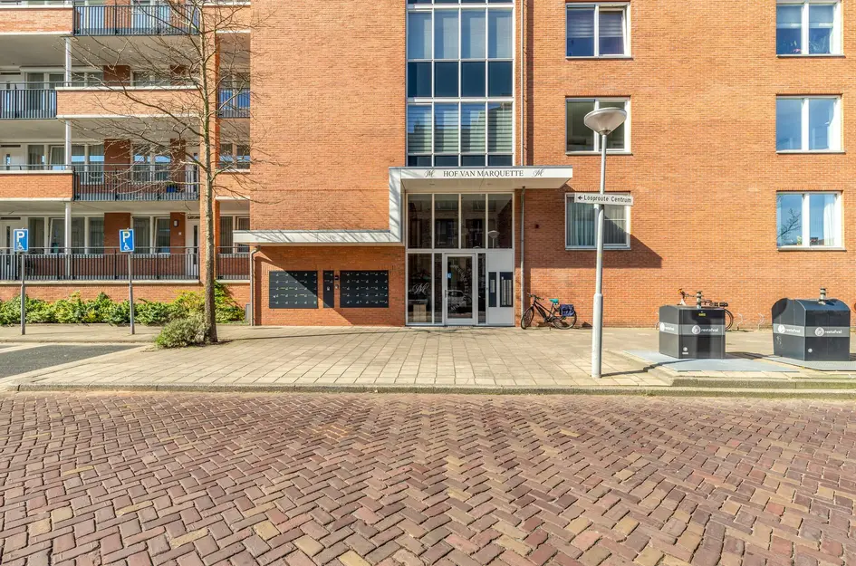 Raadhuisstraat 77