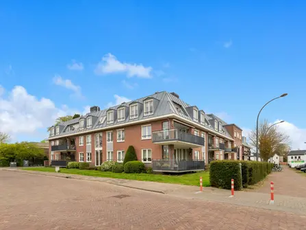 De Brink 12