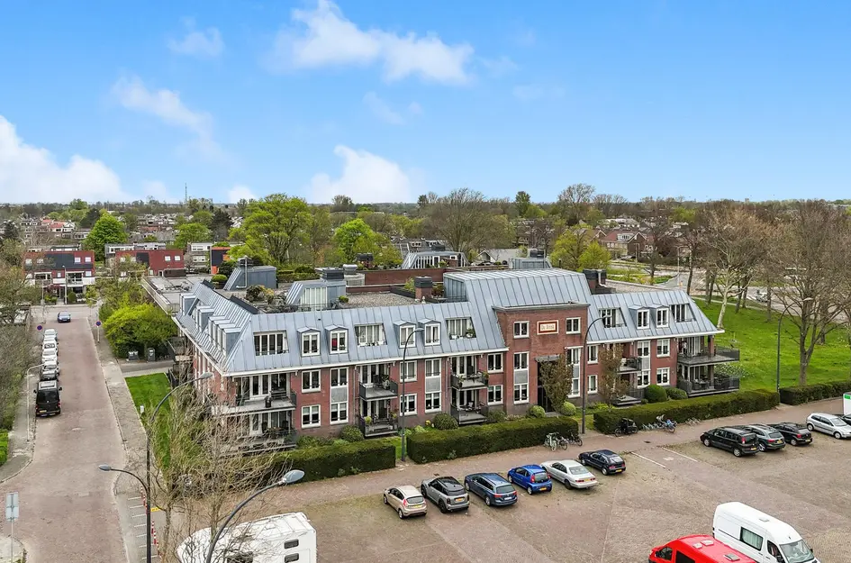 De Brink 12