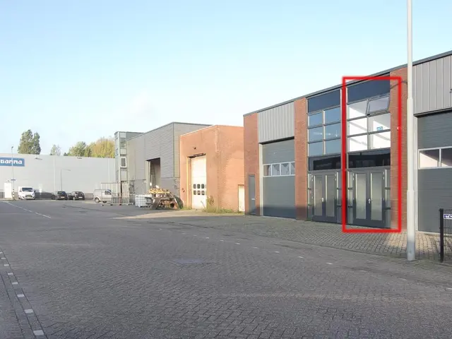 Het Aambeeld 8, HEEMSKERK