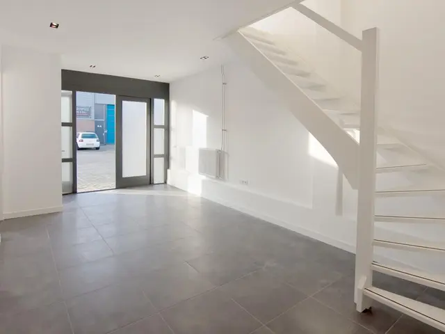 Het Aambeeld 8, HEEMSKERK