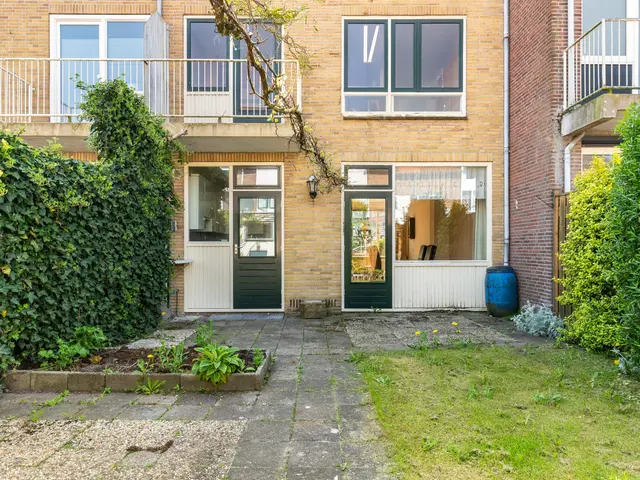 Schulpweg 13, VELSEN-NOORD