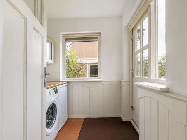 Willem van Velsenstraat 11, HEEMSKERK