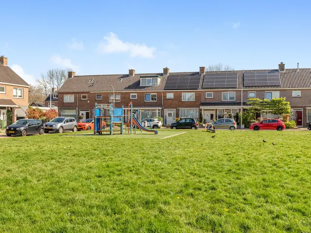 Willem van Velsenstraat 11, HEEMSKERK