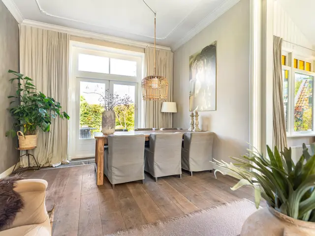Slotweg 11, EGMOND AAN DEN HOEF