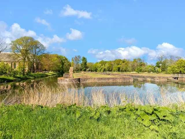 Slotweg 11, EGMOND AAN DEN HOEF