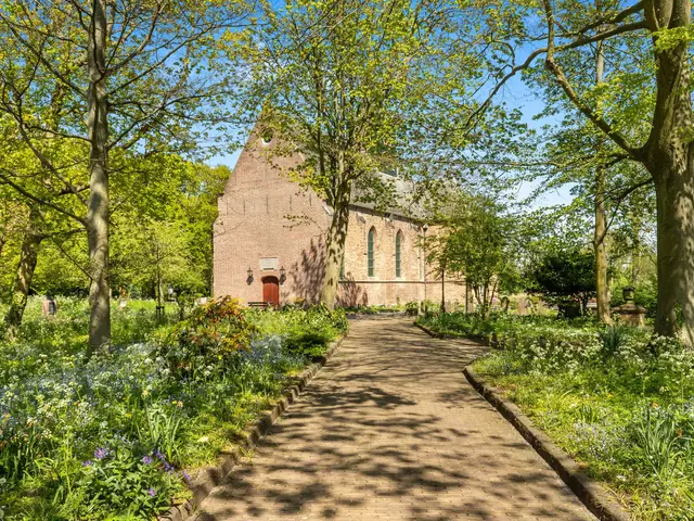 Slotweg 11, EGMOND AAN DEN HOEF