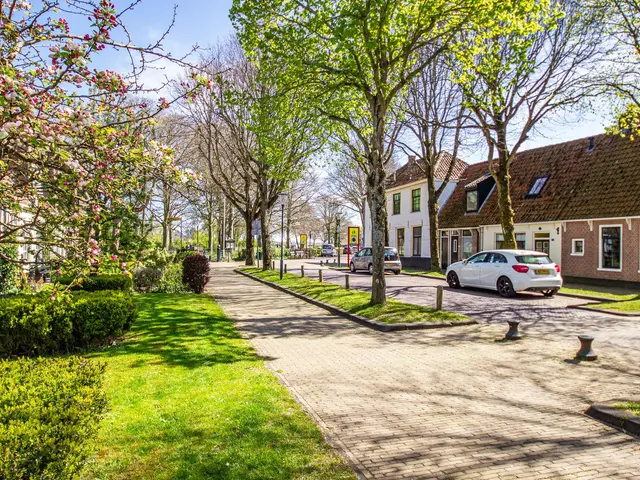 Slotweg 11, EGMOND AAN DEN HOEF