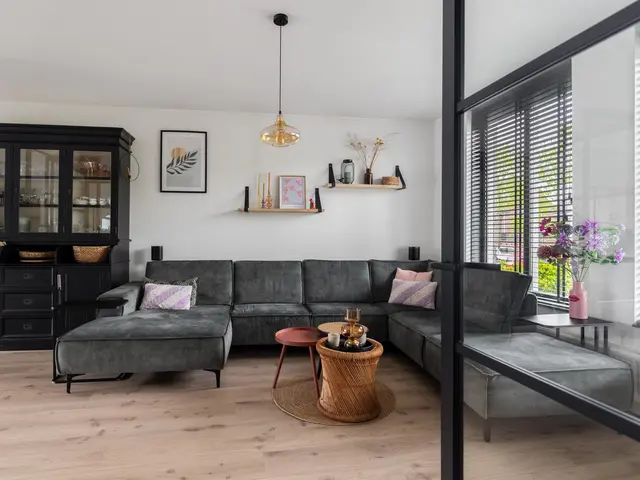 Aan de Kromme Sloot 125, UITGEEST