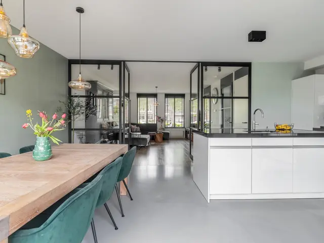 Aan de Kromme Sloot 125, UITGEEST