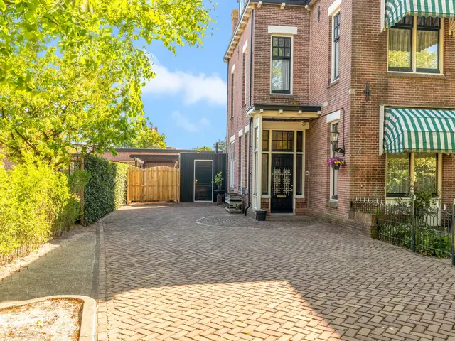Rijksstraatweg 16, HEEMSKERK