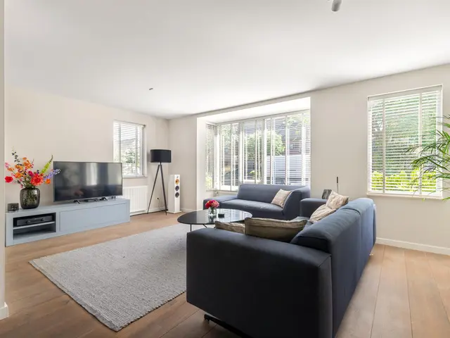 Roelat 46, LIMMEN