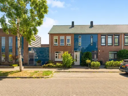 Else van den Banlaan 1