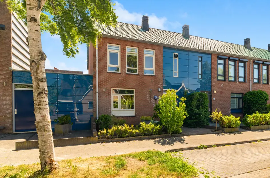 Else van den Banlaan 1