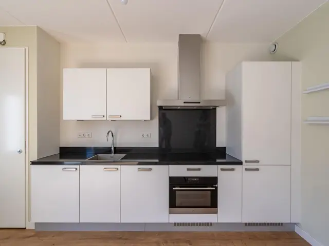 Schouwenaarsstraat 3E, BEVERWIJK