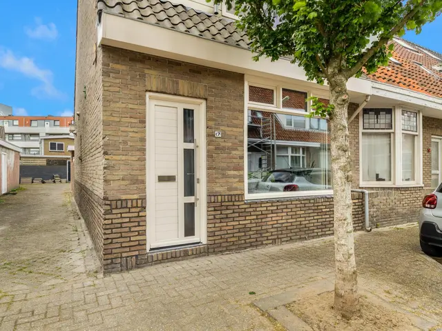 Reguliersdwarsstraat 17, BEVERWIJK