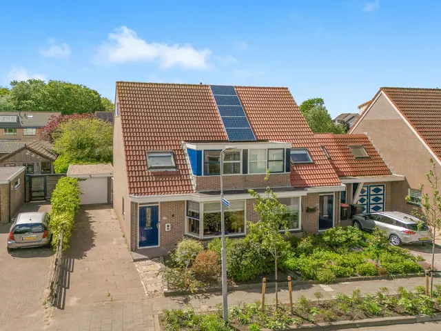 Hogeweg 17, LIMMEN