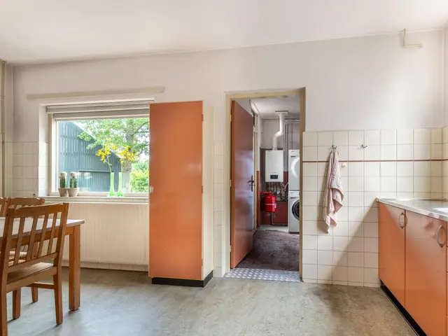 Hoogeweg 25, HEILOO