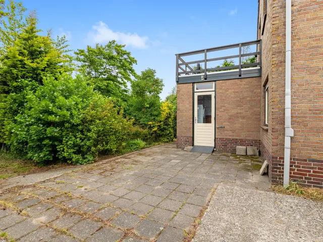 Hoogeweg 25, HEILOO