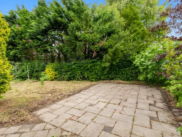 Hoogeweg 25, HEILOO