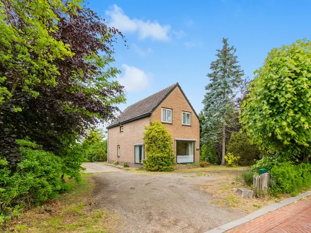 Hoogeweg 25, HEILOO