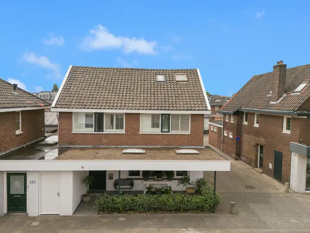 Arendsweg 44, BEVERWIJK