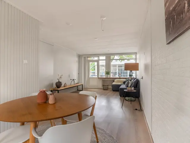 Admiraal de Ruyterlaan 13, CASTRICUM