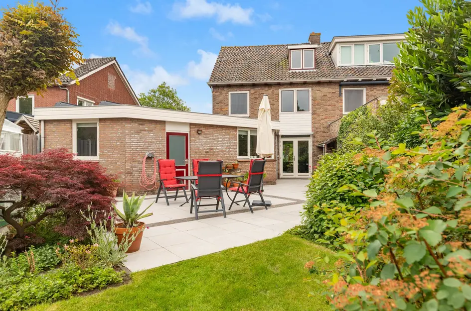 Kennemerstraatweg 271