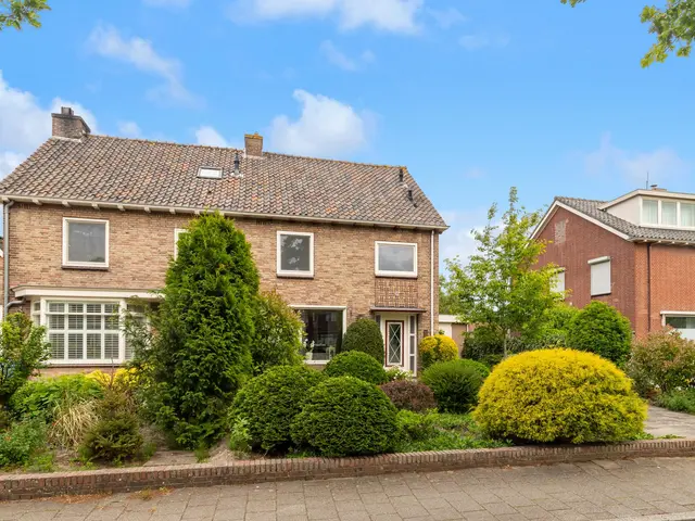 Kennemerstraatweg 271, HEILOO