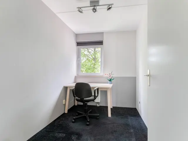 De Spin 120, UITGEEST