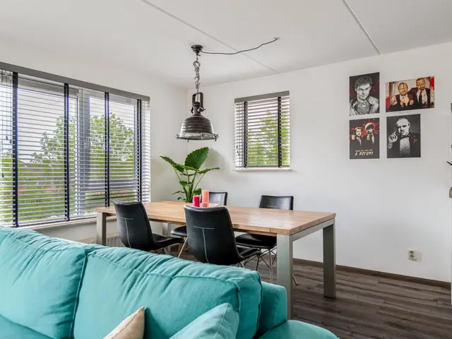 De Spin 120, UITGEEST