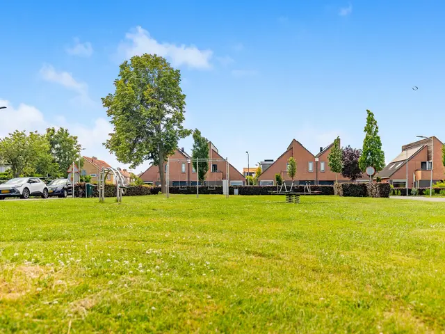 Koningin Julianastraat 4, UITGEEST
