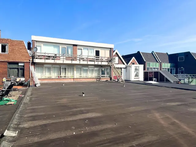 Breestraat 73, BEVERWIJK
