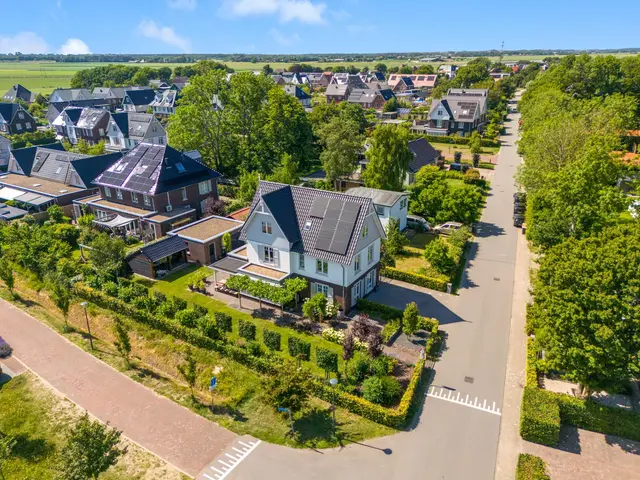 Kapelweg 7, LIMMEN