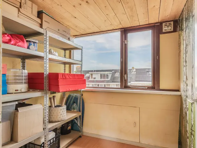Deken Waarestraat 17, BEVERWIJK
