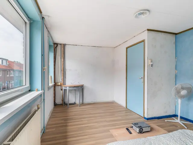 Deken Waarestraat 17, BEVERWIJK