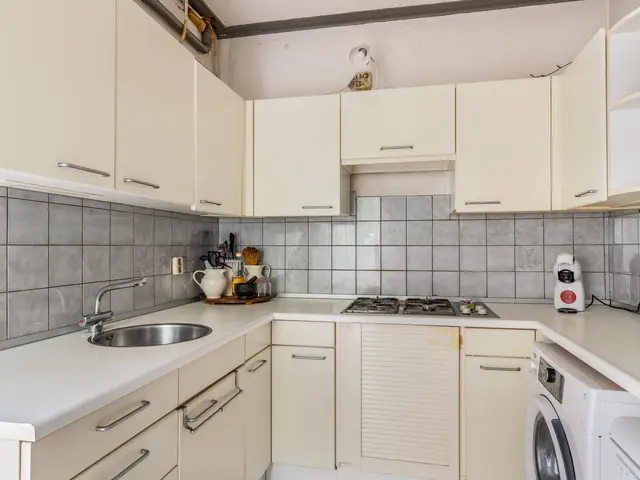 Deken Waarestraat 17, BEVERWIJK