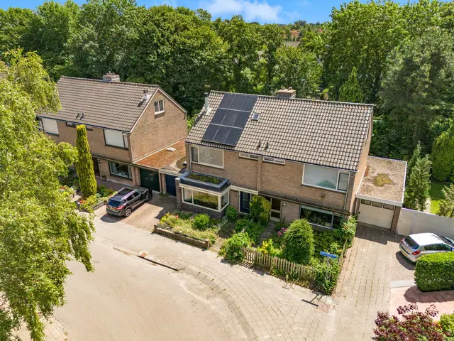 Lourens Bogtmanstraat 25, OUDKARSPEL