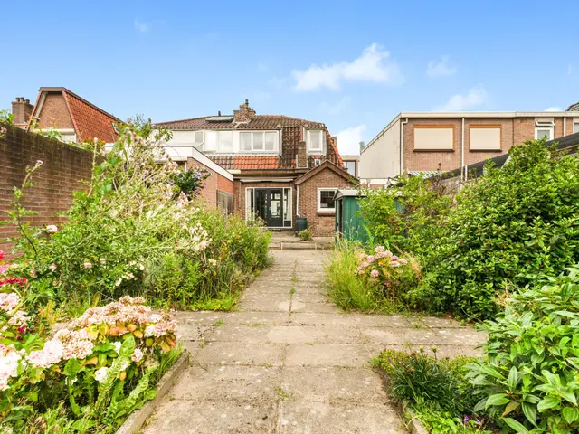 Wijkerstraatweg 258, VELSEN-NOORD