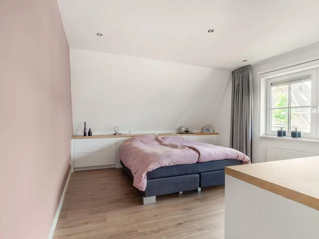 Kruiskamplaan 168, UITGEEST