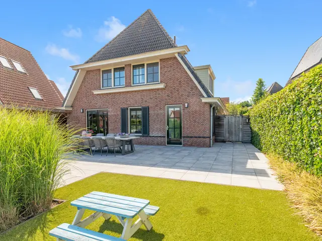 Kruiskamplaan 168, UITGEEST