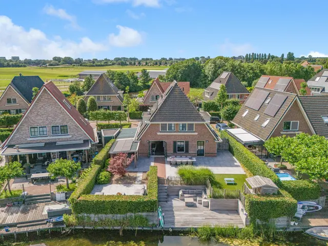 Kruiskamplaan 168, UITGEEST